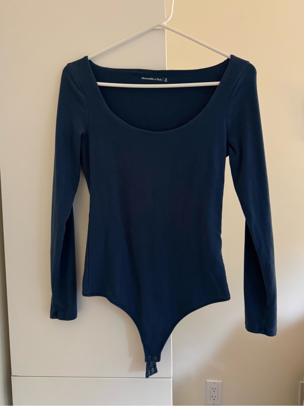 Abercrombie Long Sleeve Seamless Scoop Neck Bodysuit